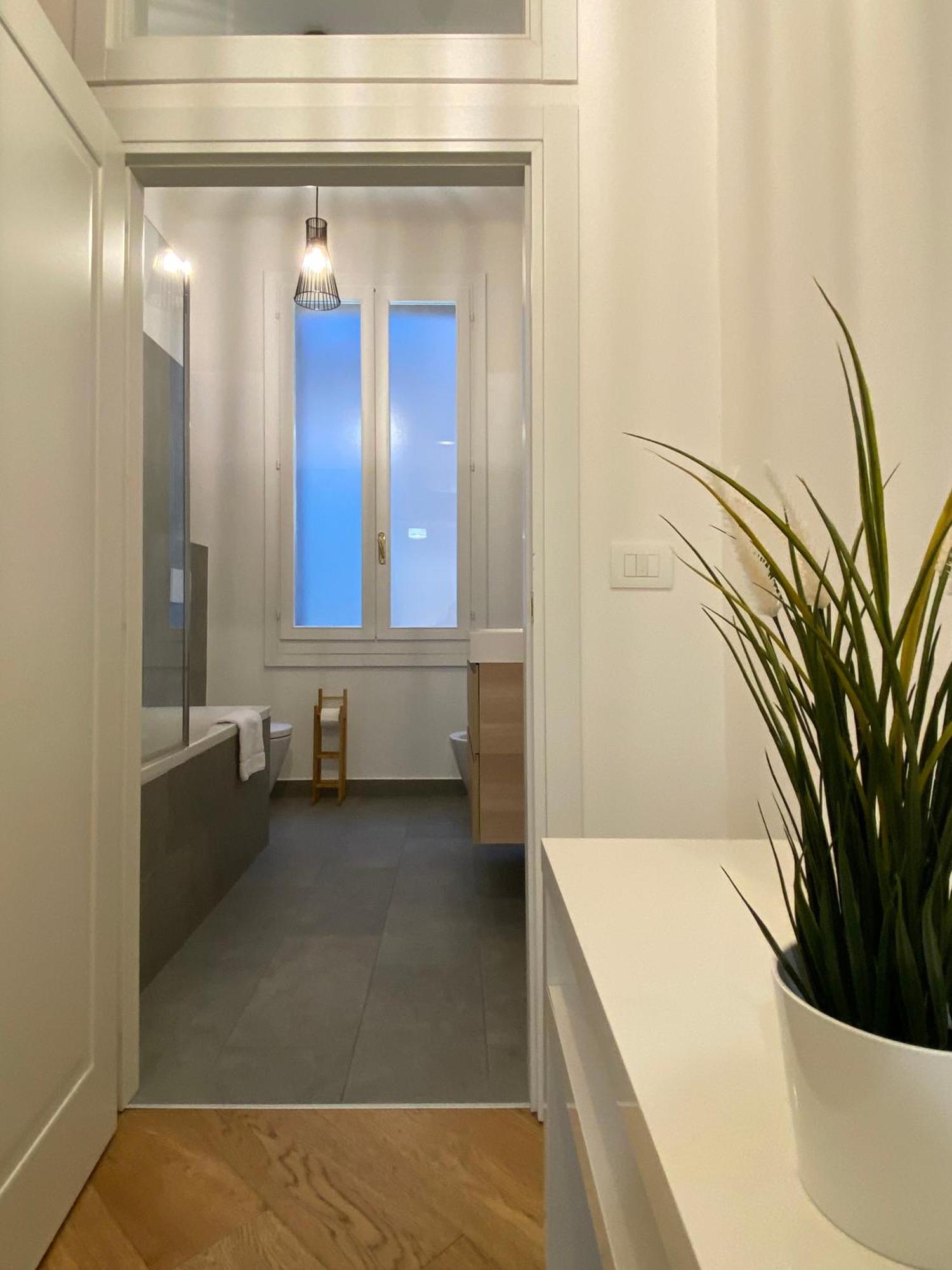 Porta Nova, Bologna By Short Holidays Экстерьер фото